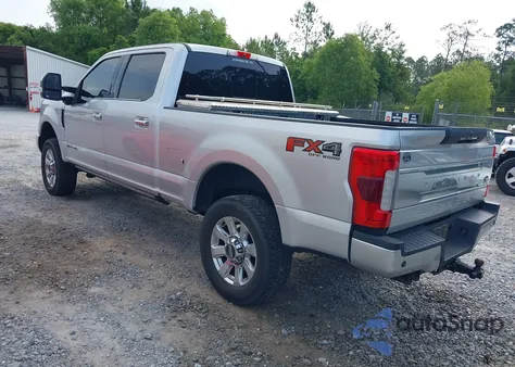 2019 Ford F-250 Platinum z USA, uszkodzony, nr VIN 1FT7W2BT7KEG65807